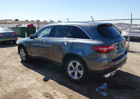 2018 Mercedes-Benz Glc 300 4Matic z USA, uszkodzony, nr VIN WDC0G4KB0JV015890